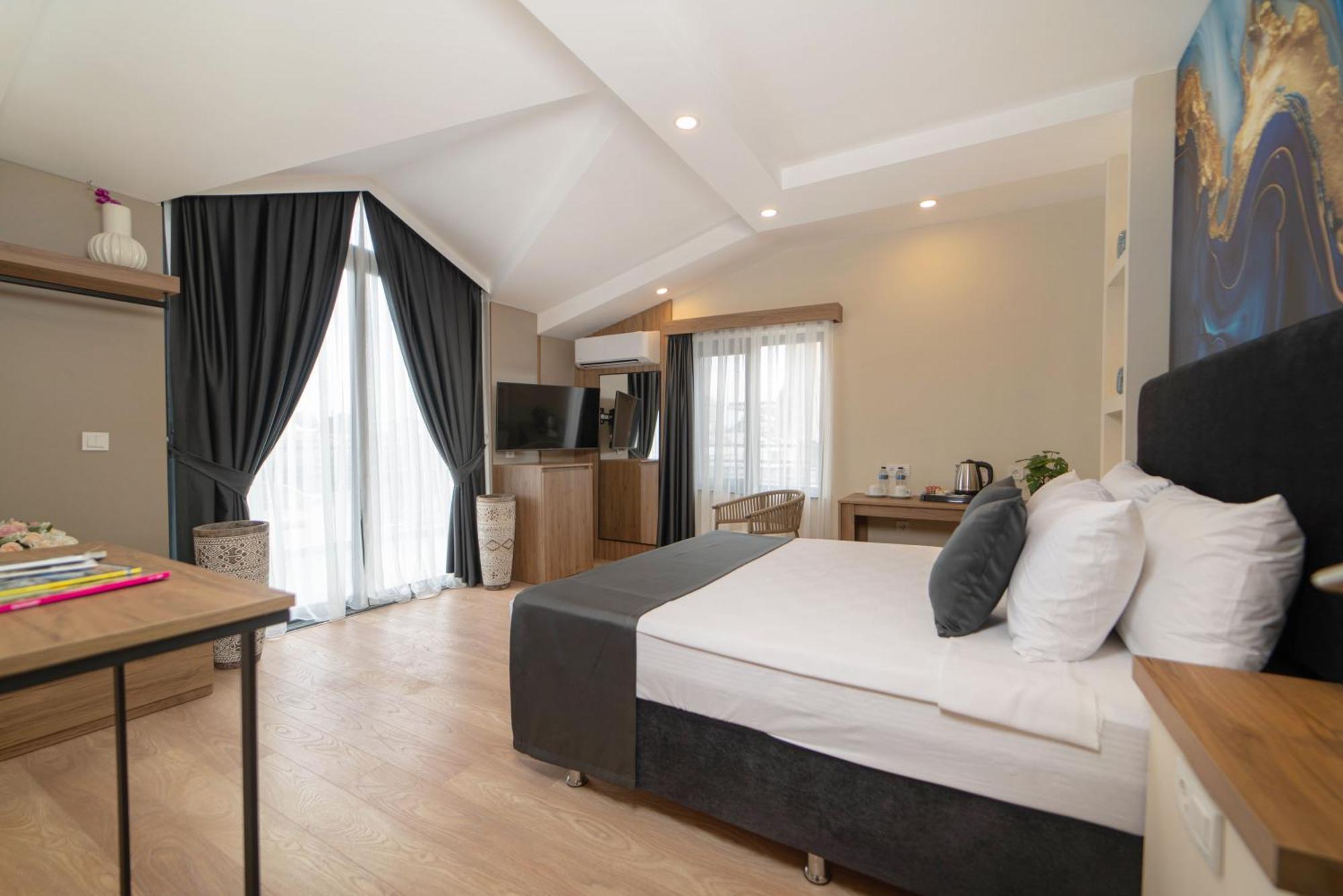Deniz Boutique Hotel Анталья Экстерьер фото