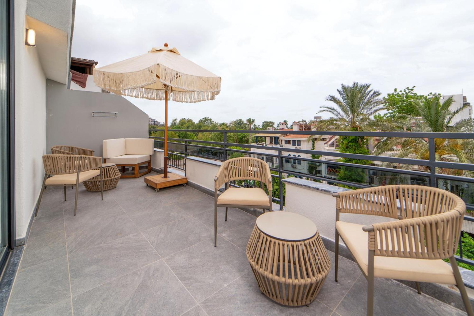 Deniz Boutique Hotel Анталья Экстерьер фото