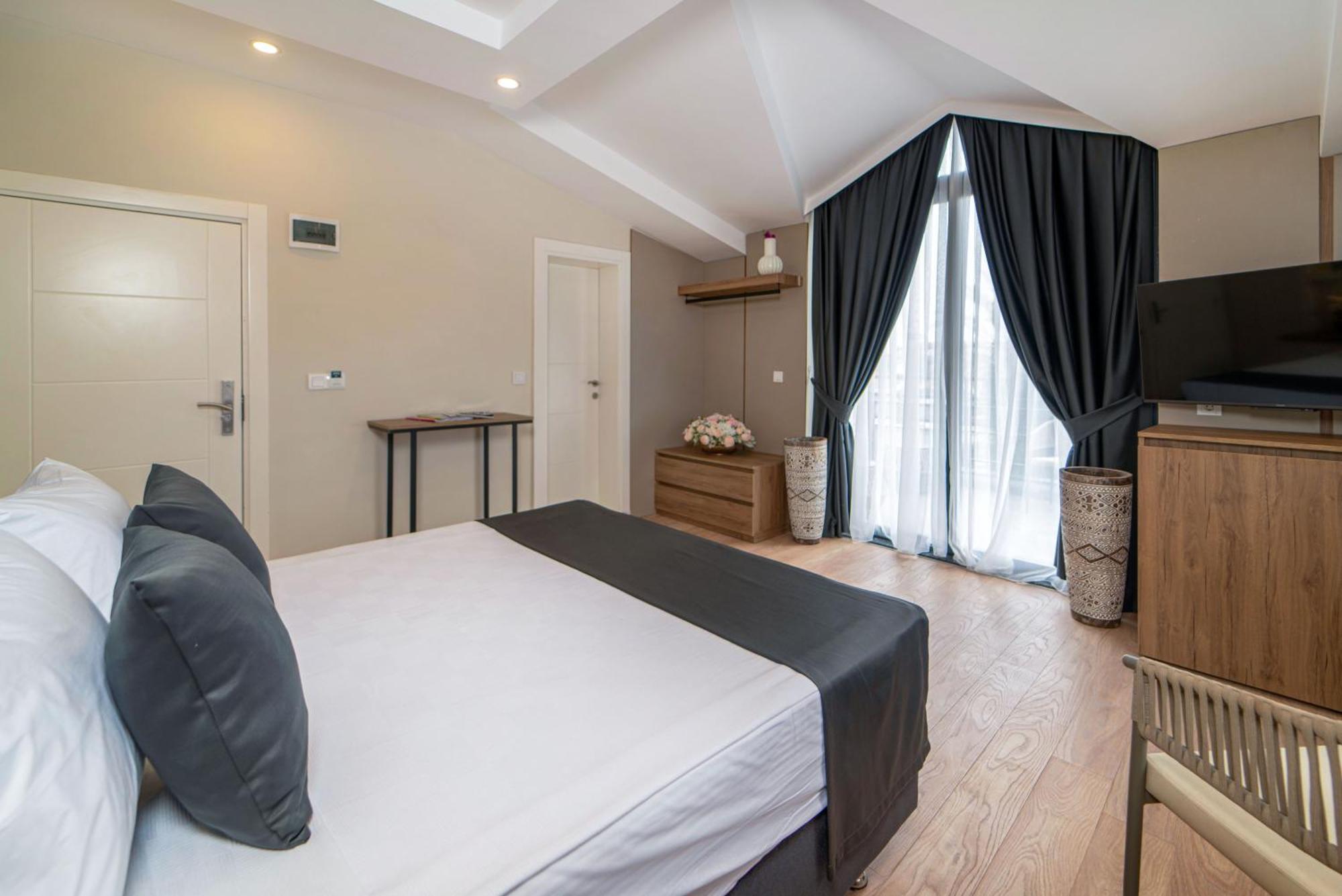 Deniz Boutique Hotel Анталья Экстерьер фото