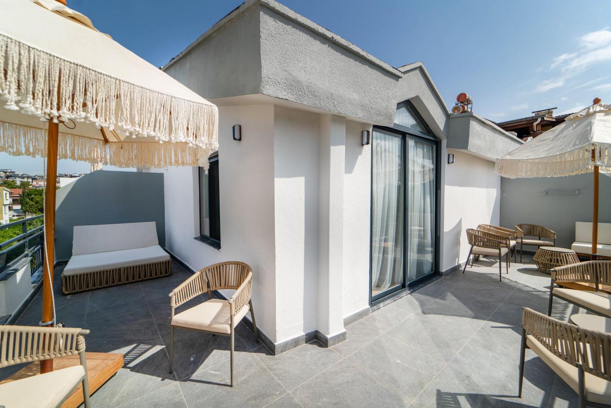 Deniz Boutique Hotel Анталья Экстерьер фото