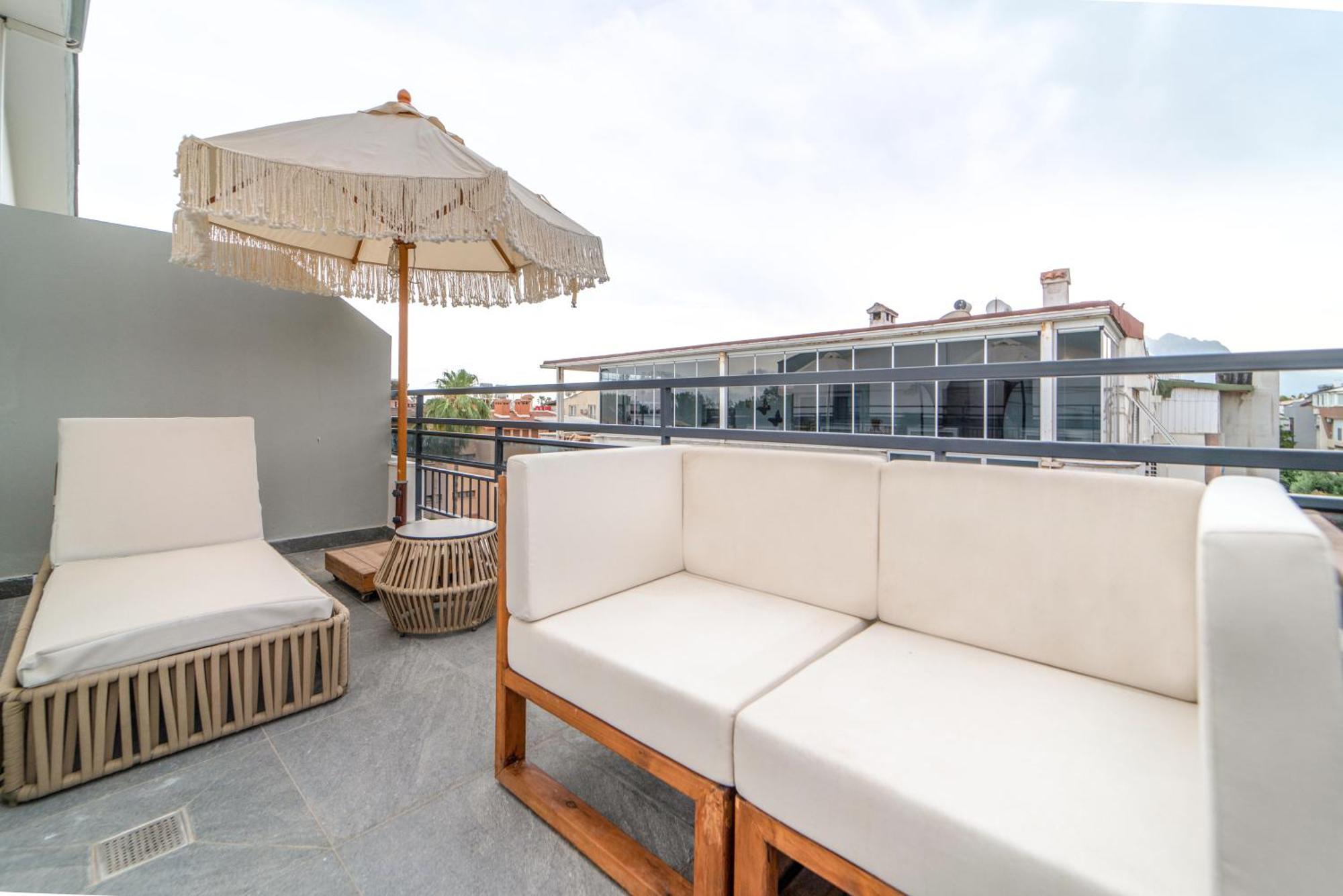 Deniz Boutique Hotel Анталья Экстерьер фото