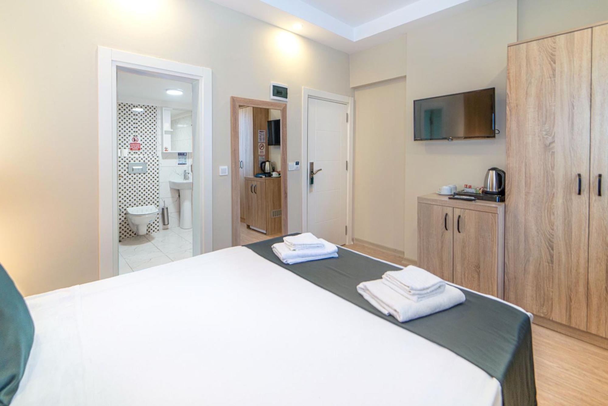 Deniz Boutique Hotel Анталья Экстерьер фото